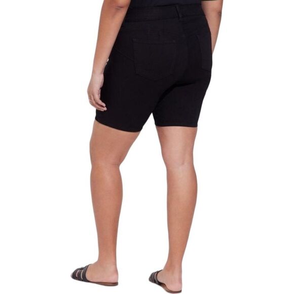 TORRID Plus Size  8" PREMIUM STRETCH High- Rise Short Deep black Size 24 - Picture 6 of 16